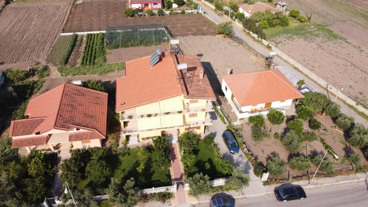 Guesthouse Fatos Biti Divjake Albania