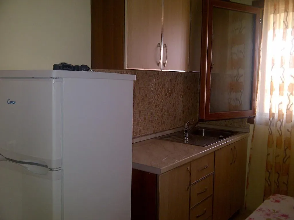 Guesthouse Fatos Biti Divjake Guest house
